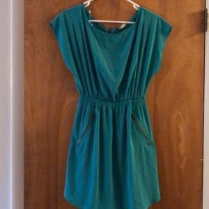 Cute dress only worn once!